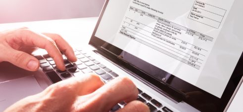 Blogi: Vältä riskit ja ennakoi muutokset verkkolaskutuksessa – päivitä Finvoice 3.0-versioon